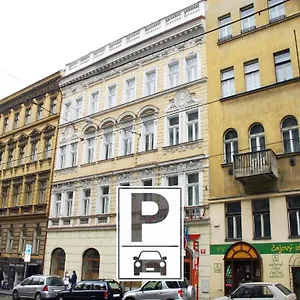 Ea Tosca Szálloda