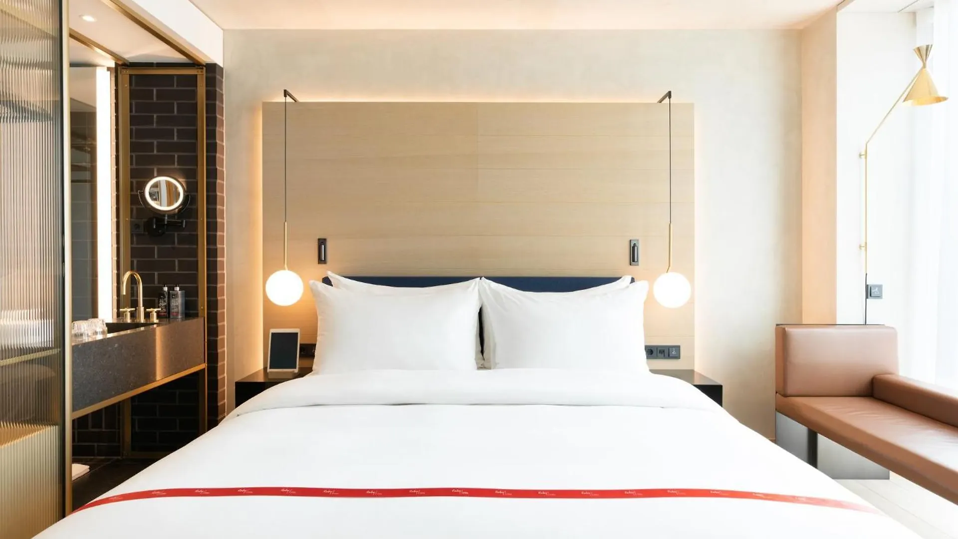 Ruby Emma Hotel 암스테르담 4*,  네덜란드