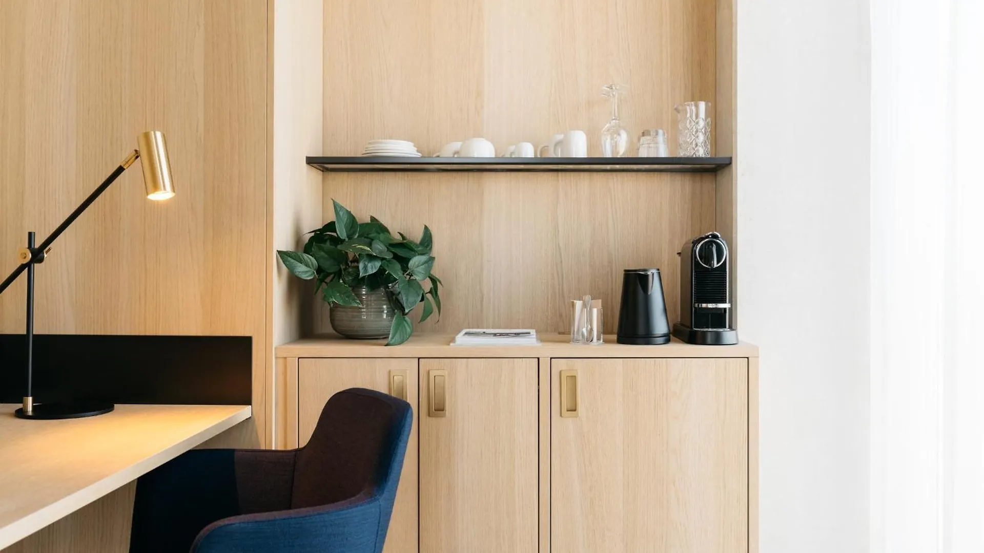 Ruby Emma Hotel Amsterdam 4*,